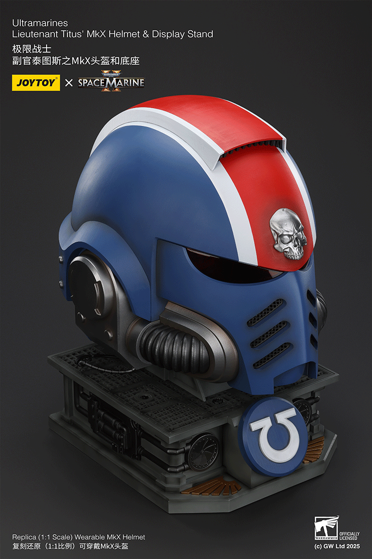 Ultramarines Lieutenant Titus' MkX Helmet & Display Stand