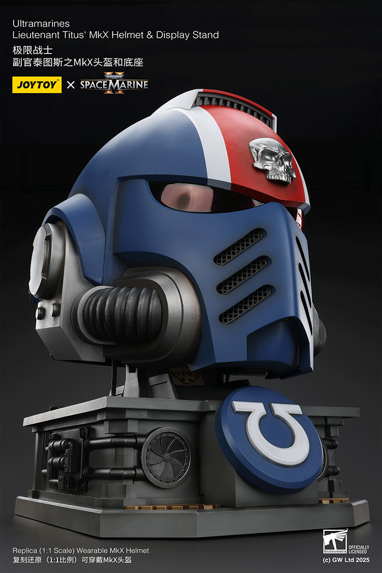 Ultramarines Lieutenant Titus' MkX Helmet & Display Stand