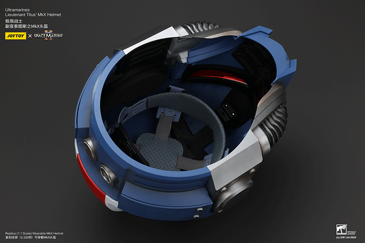 Ultramarines Lieutenant Titus' MkX Helmet
