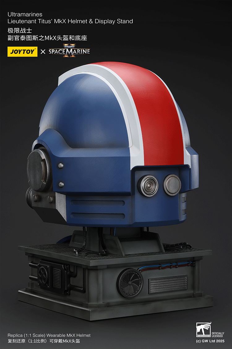 Ultramarines Lieutenant Titus' MkX Helmet & Display Stand