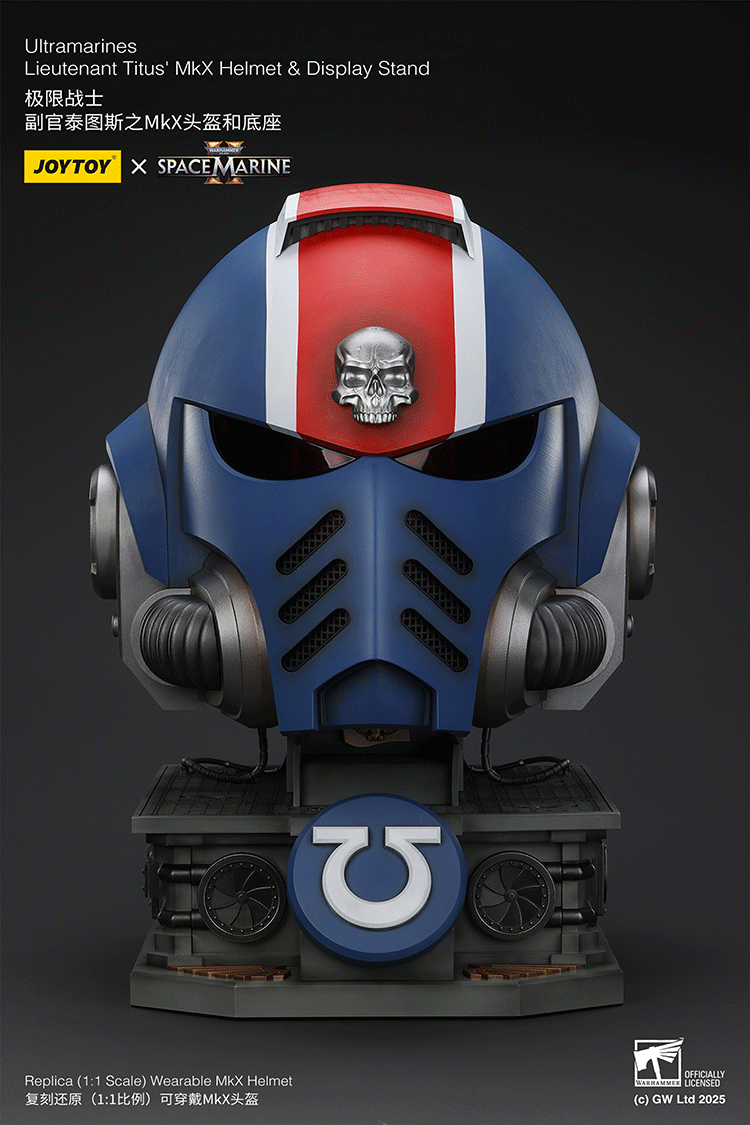 Ultramarines Lieutenant Titus' MkX Helmet & Display Stand