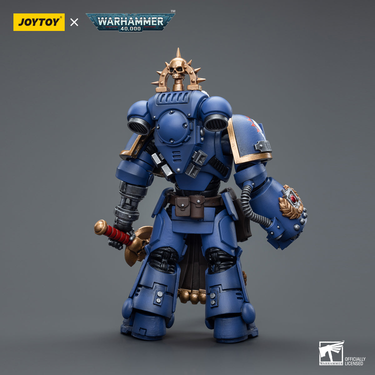 JOYTOY x Warhammer Teniente de los Ultramarines con puño de combate