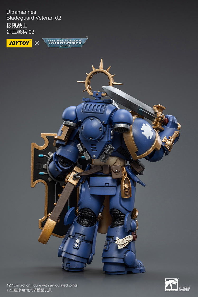 Ultramarines Bladeguard Veteran 02