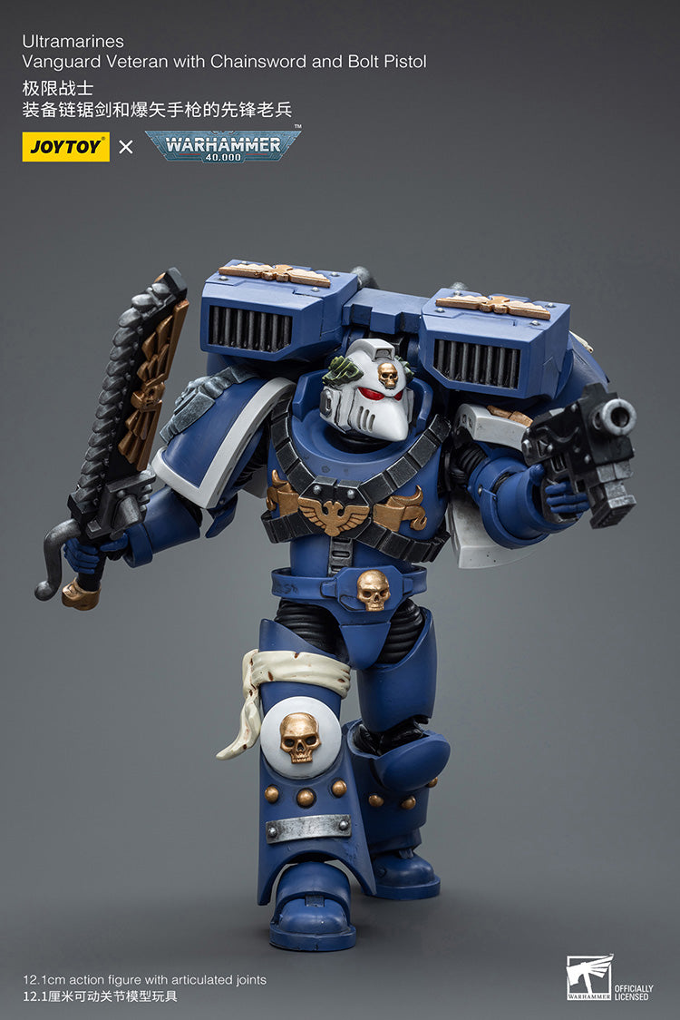 Ultramarines Vanguard Veteran with Chainsword and Bolt Pistol