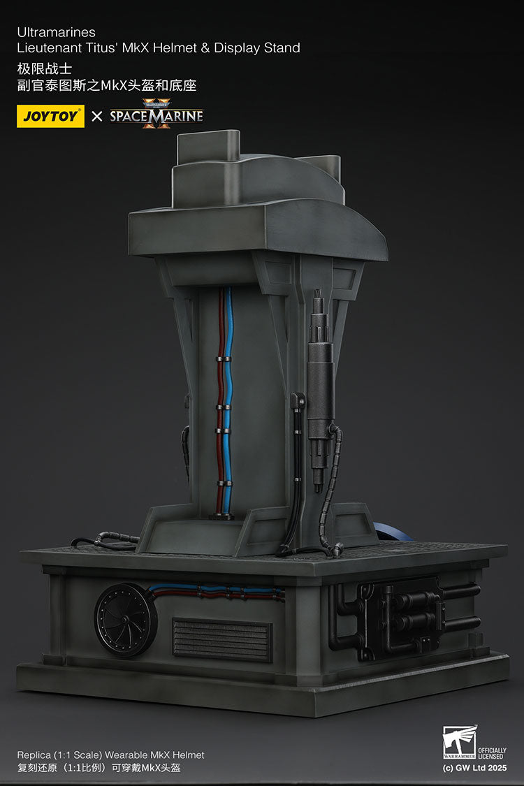 Ultramarines Lieutenant Titus' MkX Helmet & Display Stand