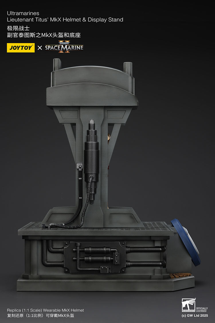 Ultramarines Lieutenant Titus' MkX Helmet & Display Stand